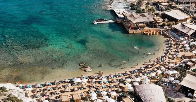 AKP başkan adayı gözünü Alaçatı’daki Babür Koyu’na dikti