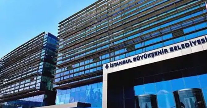 Otel inşaatı için 10 milyon dolar rüşvet istendiği iddiası