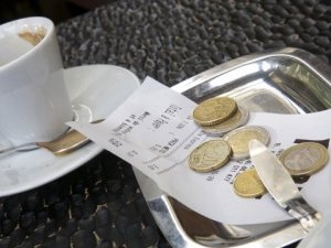 TURYİD, bahşiş ve servis ücreti hakkında açıklama yaptı