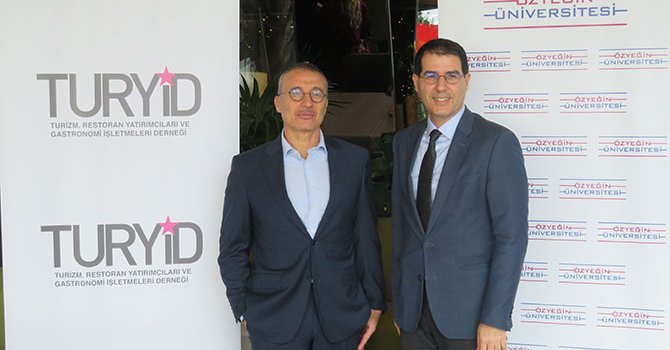 TURYİD ve Özyeğin, gençler için işbirliği yaptı