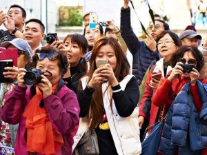 Çinli gezginler kış turizmi için İspanya’ya akın etti