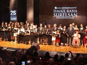 25. Piyano Festivali'nde gençler yeteneklerini gösterdi