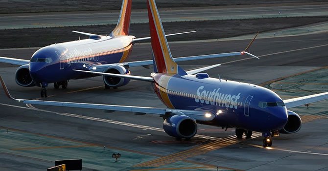 Boeing 737 tacını kaybediyor