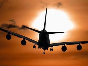 Türkiye ile Macaristan arası uçak seferi 3'e katlanıyor