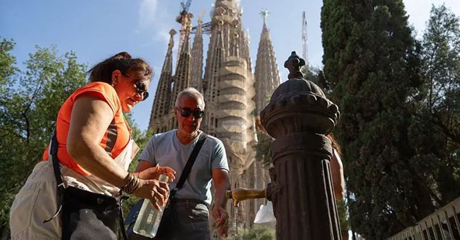 İspanya aşırı sıcaklara karşı sığınak ağı kuruyor