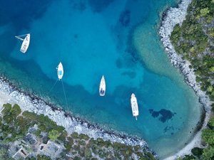 Bodrum'dan hareket eden mürettebatlı gulet turu