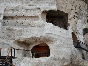 Hasankeyf'te 10 mağara turizme açıldı