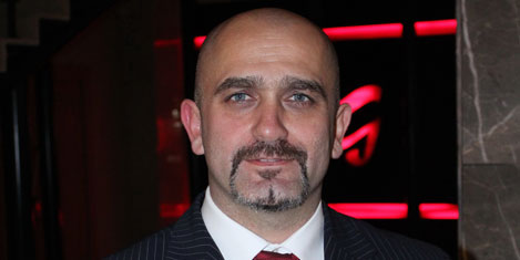 Susesi'ne Cengiz Burak Türkeri