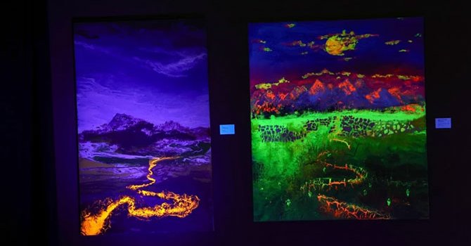 Memleket özlemi tuvale yansıdı: Kara kutu ile iç dünyasını açtı