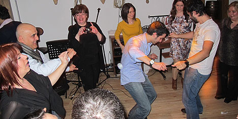 Vira Restoranda eğlence