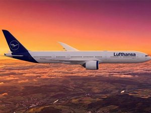 Lufthansa CEO'su, ilk Boeing 777X'i 2027'de bekliyor