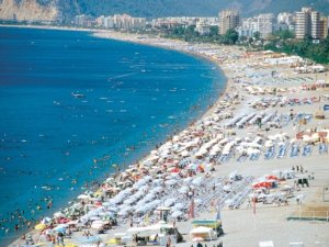 Sterlin %35 değerlendi, İngiliz turist akın etti