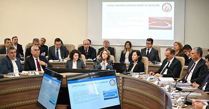 Mavi Akdeniz’i temiz tutmayı ilke edineceğiz.