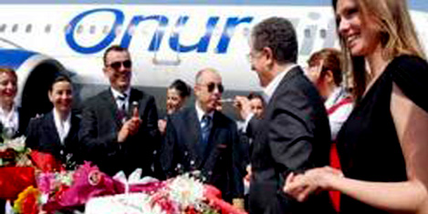 Bakan Saner: Turist hızlı gelmeli