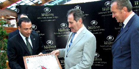 Hilton Dalamana Yeşil Yıldız
