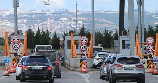 Otoyol ve köprü ücretlerine zam geldi