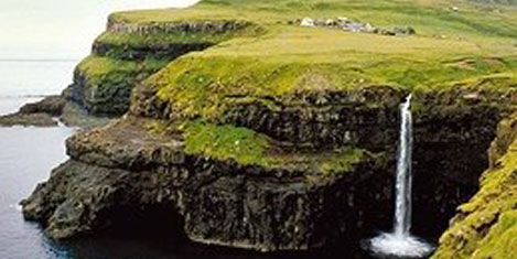 Soğuk denizlerin sıcak kanlı adası