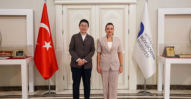 Antalya ile Singapur turizm güçlerini birleştiriyor