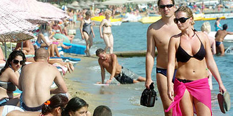 Turist tacizden şikayetçi