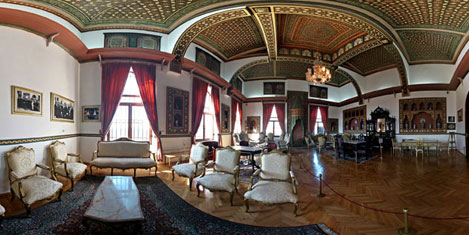 Resim ve Heykel Müzesi açıldı