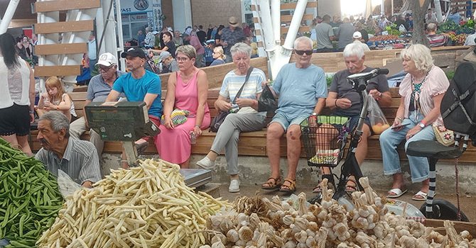 Yaşlı Almanlar tatil için eylül ayında geldi!