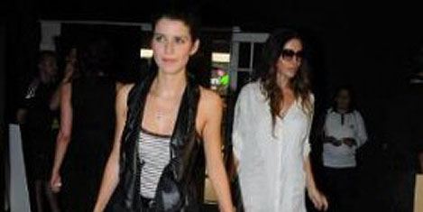 Beren Saat Fashion Week'de
