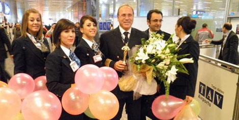 Pilota 'Büyükbaba Oskarı ile veda