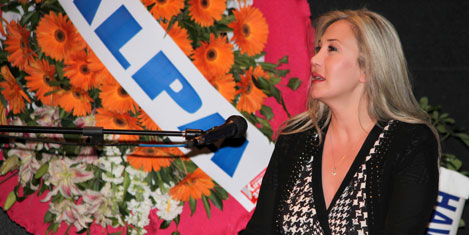 Kabin Memurları'na Uyan başkan