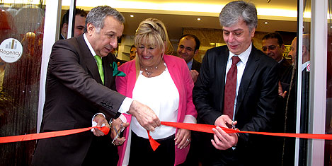 Regency World Suite hizmete girdi