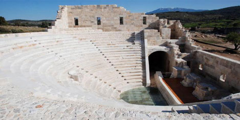 Dünyanın ilk meclis binası turizmde