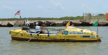 Erden Eruç, Cameron'a vardı