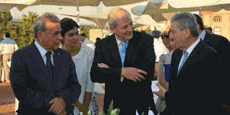 İzmir Seatrade'de denizcilik zirvesi