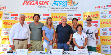 En hızlı Windsurfçüler Alaçatı'da