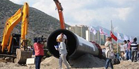 KKTC için Akdeniz'e su borusu