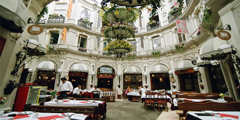 Çiçek Pasajı Darüşafaka´da