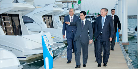 Hazar kıyısına ilk marina açıldı