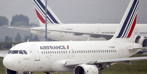 Grev Air France'ı yere indirdi