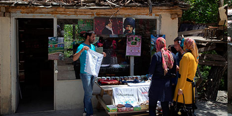 Nurs Köyü'ne ziyaretçi akını