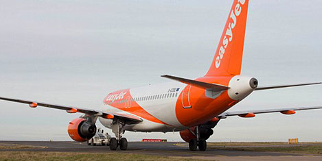 Easyjet'in 20.yılına yeni tasarım