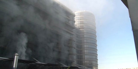 Otel inşaatındaki yangın korkuttu