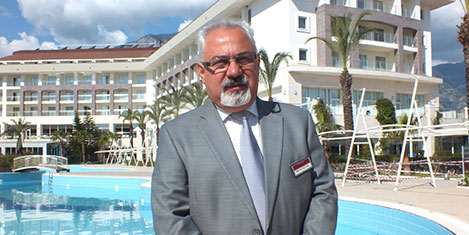 Metin Peltek Alkoçlar'dan ayrıldı