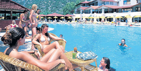 Antalyada 142 Azerbaycan şirketi