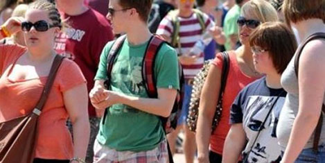 Rus turistler 8 ay sonra Antalya'da