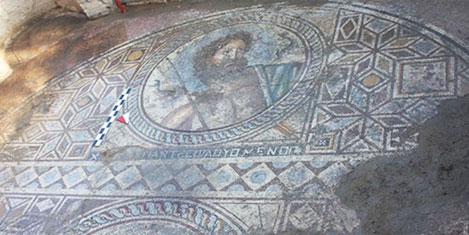 Poseidon mozayiği bulundu