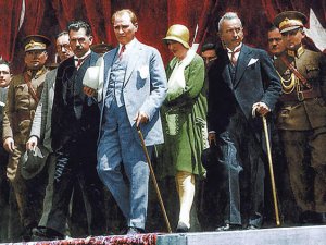 Cumhuriyet’in 95. yıldönümünü kutluyoruz