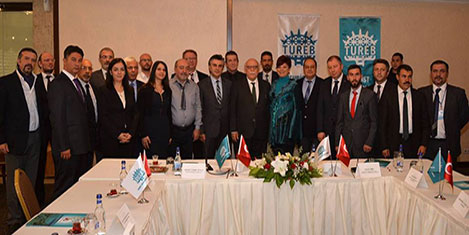 Bakan: Rehberlere büyük rol düşüyor