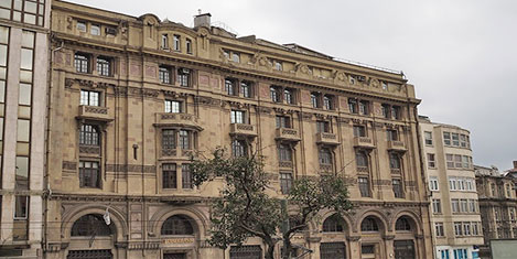 Eski banka binası otel oluyor