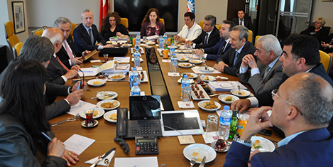 Bakan Avcı, TÜRSAB yönetimi ile görüştü