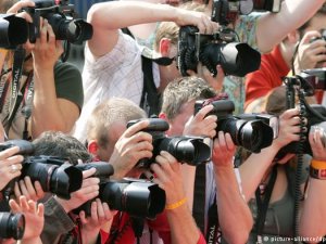 Almanya'dan Türkiye'ye "yabancı basın kartı" uyarısı