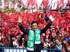 Bodrum’un yeni belediye başkanı CHP'li Ahmet Aras oldu